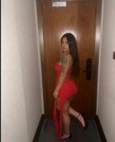 666322960: Chica busca chico en Gerona