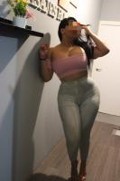 695835696: Chica busca chico en Sevilla