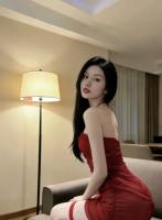 637781915: Chica busca chico en Barcelona