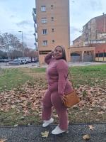 677830485: Chica busca chico en Madrid