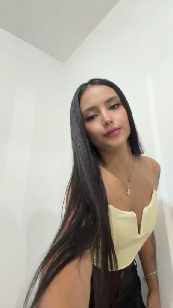 Chica busca chico en Málaga: Chica busca chico