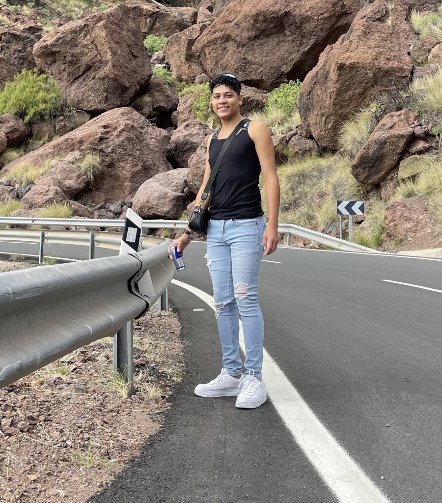 641282539: Chico busca chica en Las Palmas