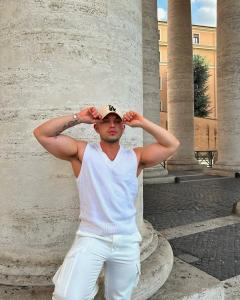 624411692: Chico busca chica en Murcia