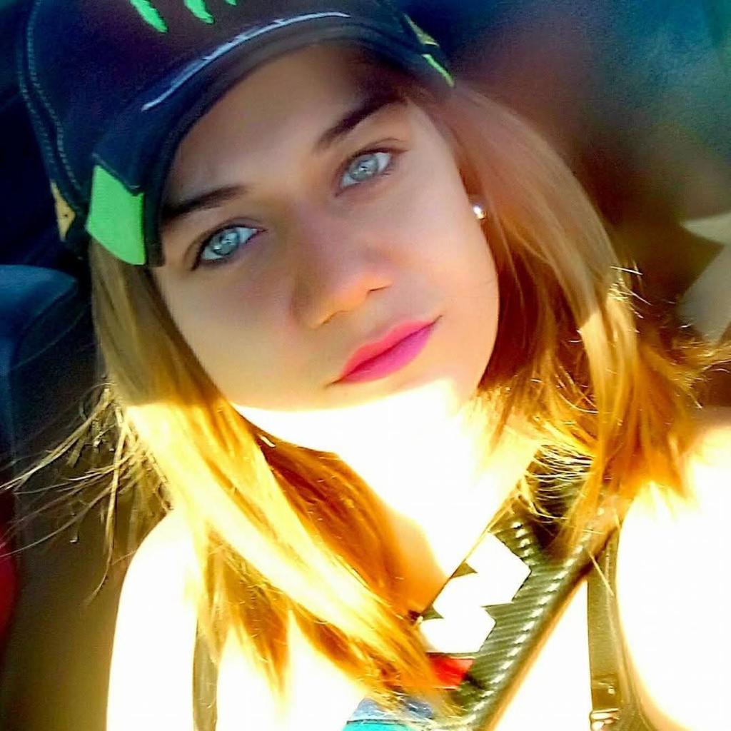 Chica busca chico en Asturias: 