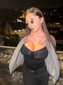 641357212: Chica busca chico en León