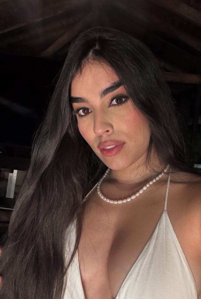 Chica busca chico en Ibiza: 