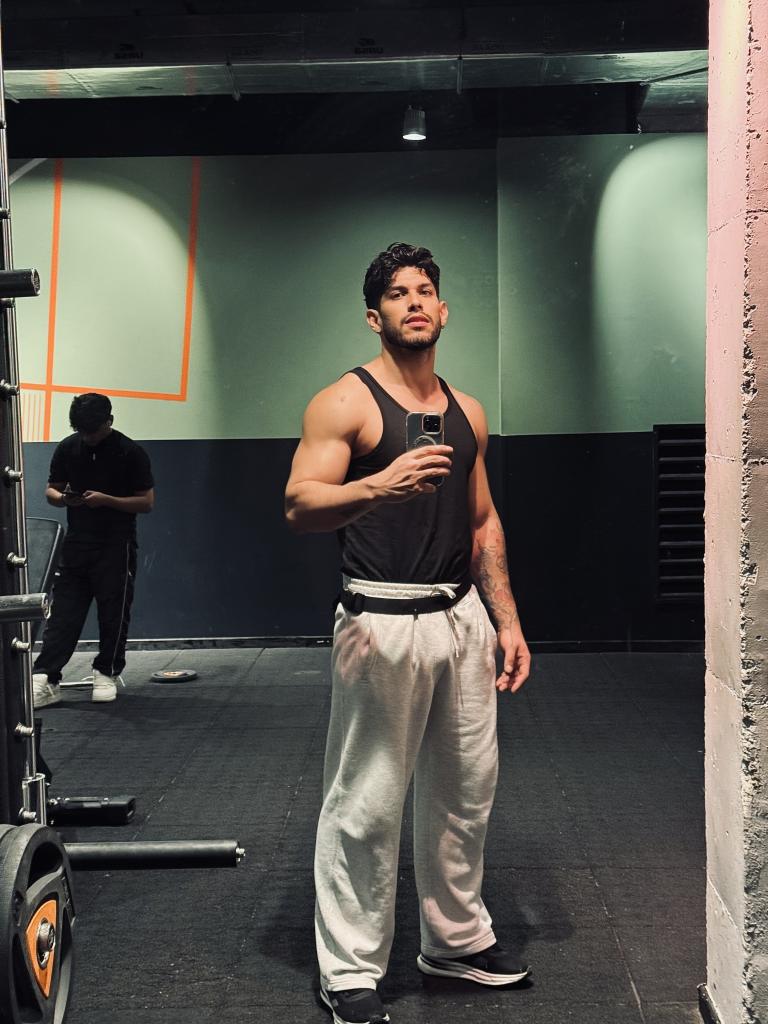 Chico busca chica en Tenerife: 