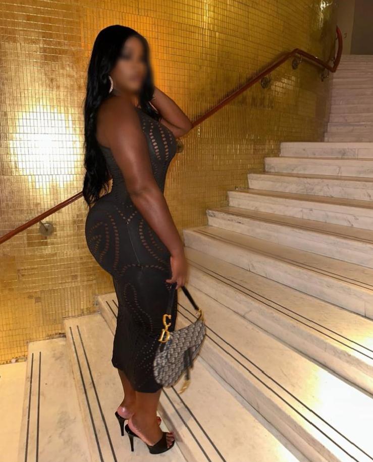 Chica busca chico en Murcia: 