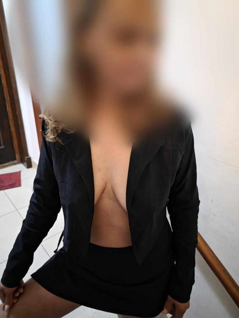 Chica busca chico en Menorca: 