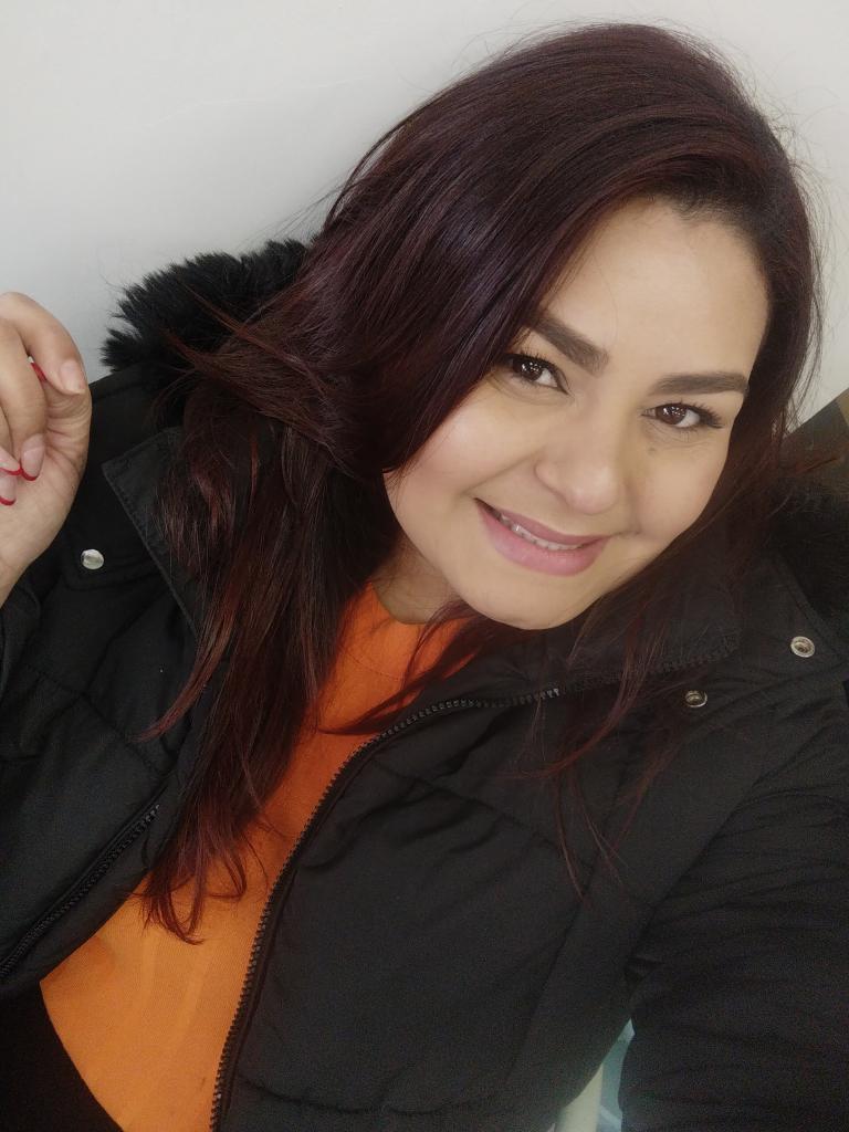 611600474: Chica busca chico en La Coruña