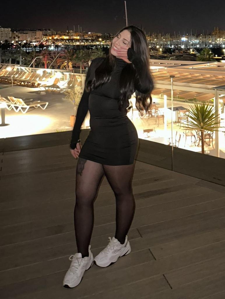 Chica busca chico en Barcelona: 