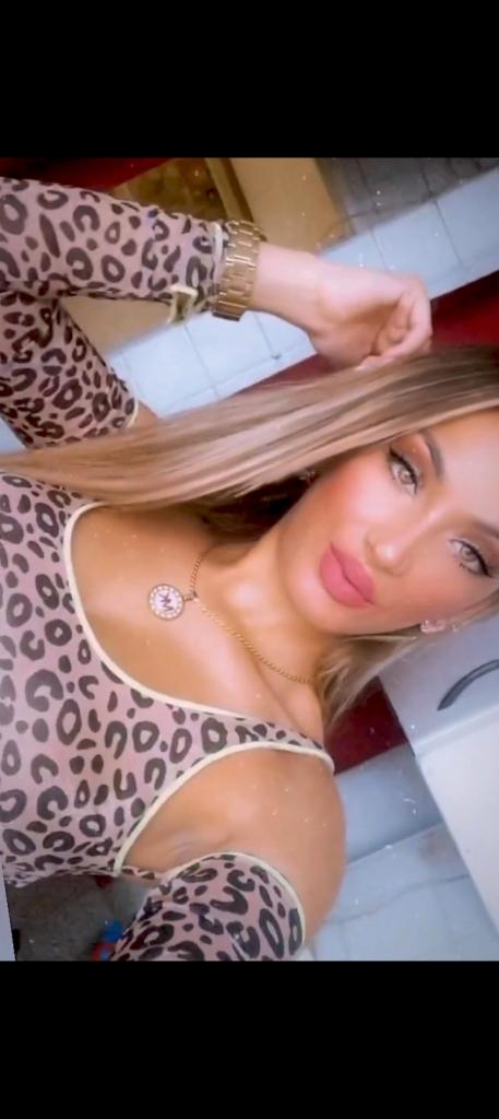 Chica busca chico en Almería: 