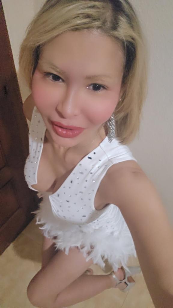 Chica busca chico en Las Palmas: Chica busca chico