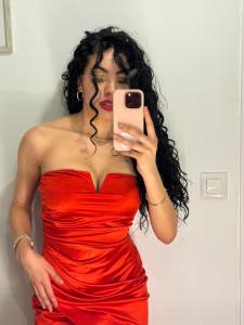 663413335: Chica busca chico en Mallorca