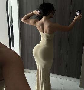 667640880: Chica busca chico en Málaga