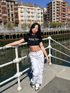 658350559: Chica busca chico en Cantabria