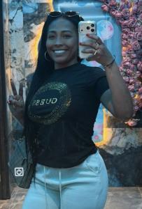 632877597: Chica busca chico en Málaga