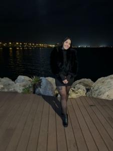 632998995: Chica busca chico en Barcelona