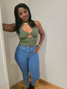 672468365: Chica busca chico en Zaragoza