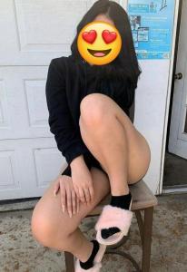 633873286: Chica busca chico en Málaga