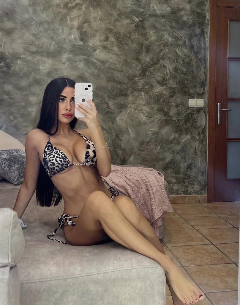 Chica busca chico en Mallorca: 