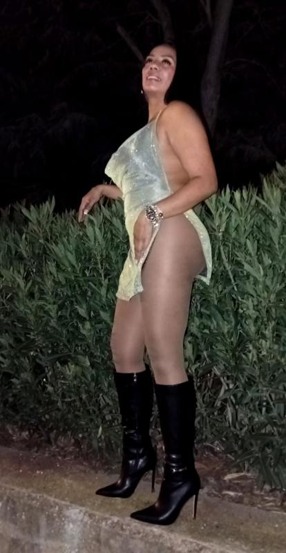 617892852: Chica busca chico en Barcelona