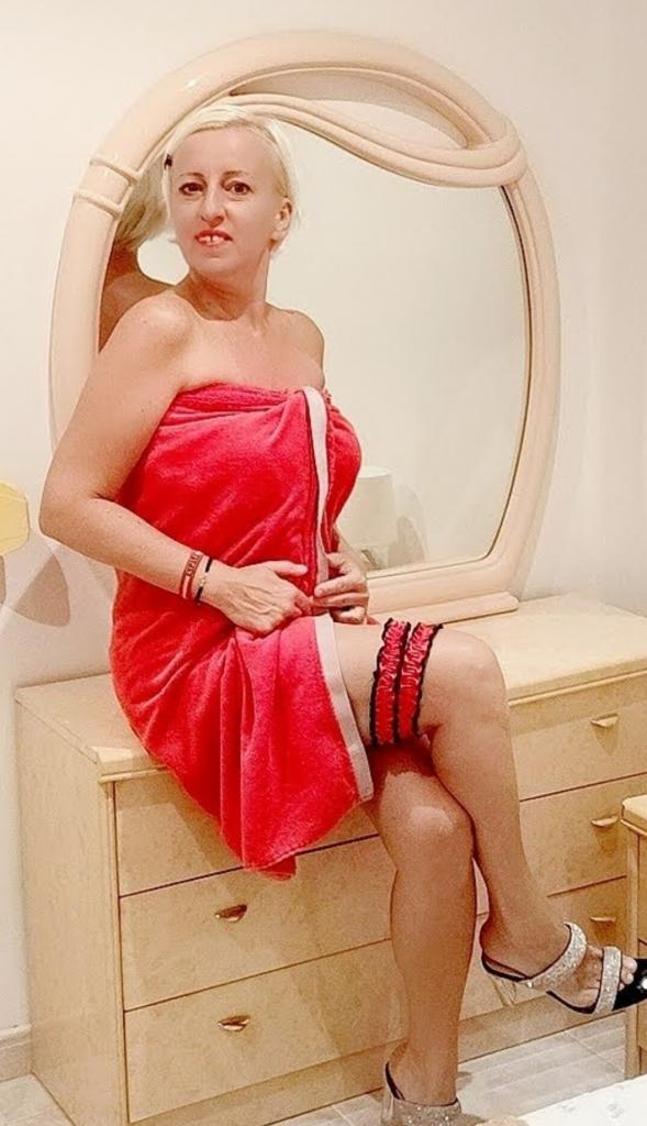 Chica busca chico en Alicante: 