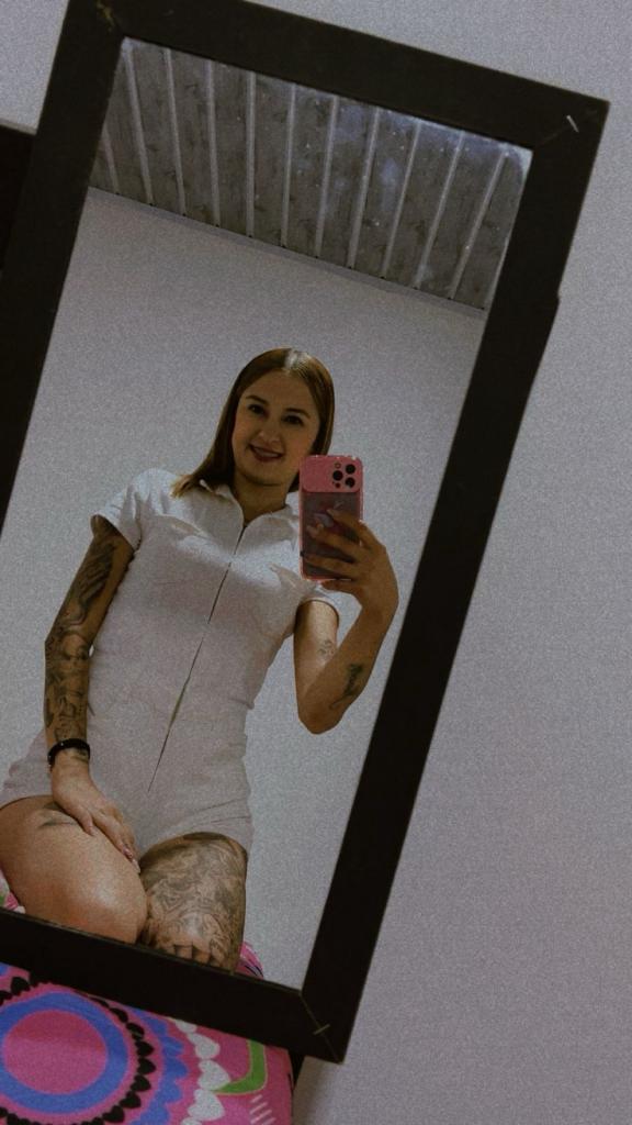 Chica busca chico en Murcia: 