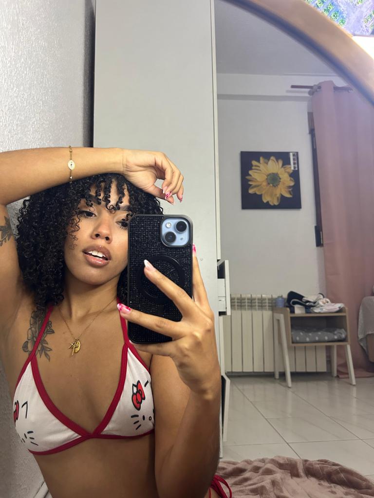 Chica busca chico en Granada: 