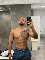 692592475: Chico busca chica en Valladolid