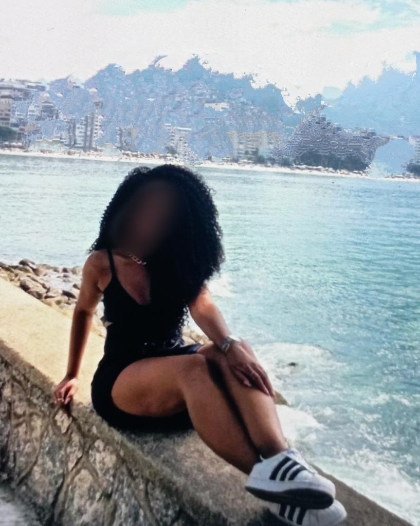 Chica busca chico en Tenerife: 