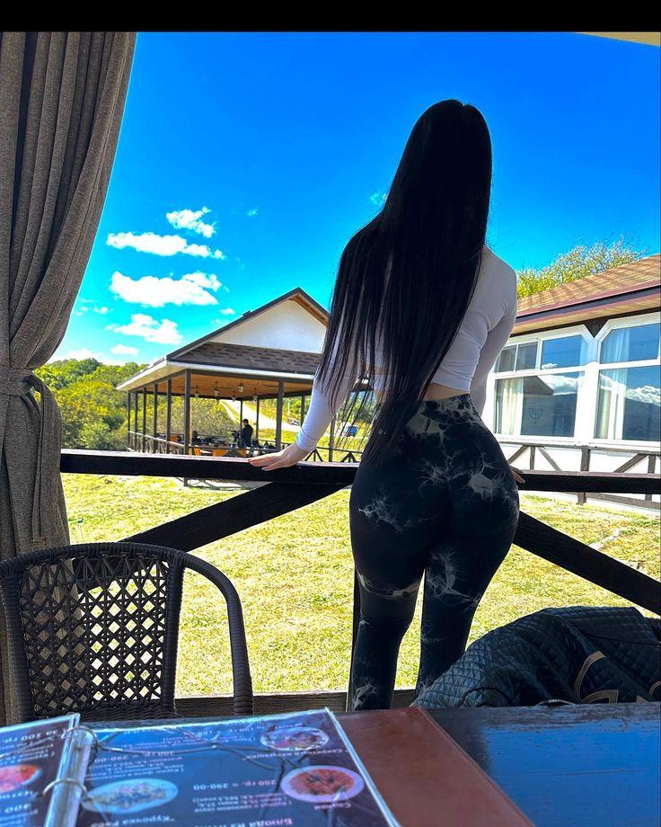 604180358: Chica busca chico en La Coruña