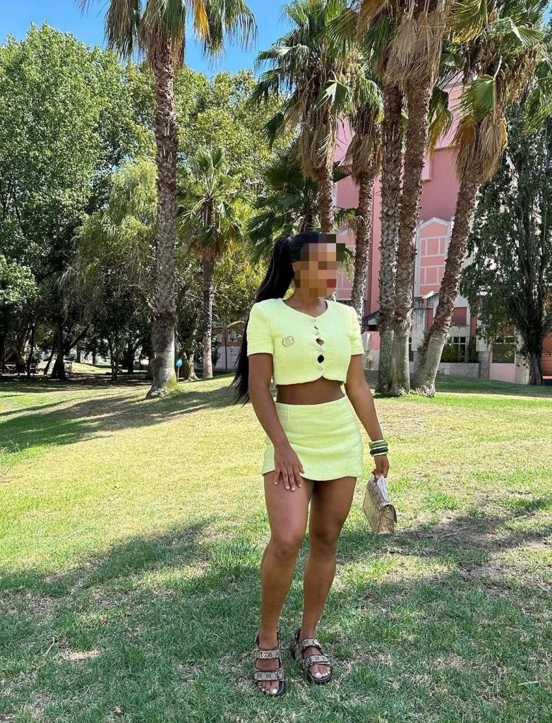 624193290: Chica busca chico en La Coruña