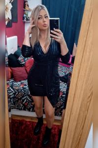 614754830: Chica busca chico en La Coruña