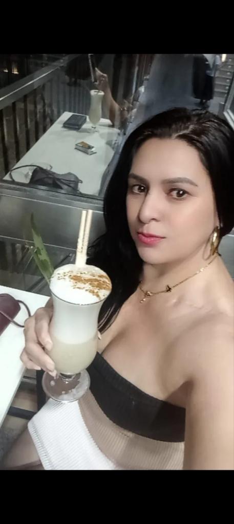 Chica busca chico en Granada: 