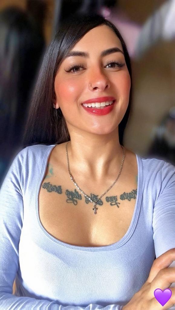 631799932: Chica busca chico en Navarra