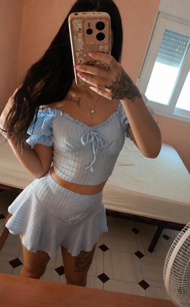 Chica busca chico en Huelva: 