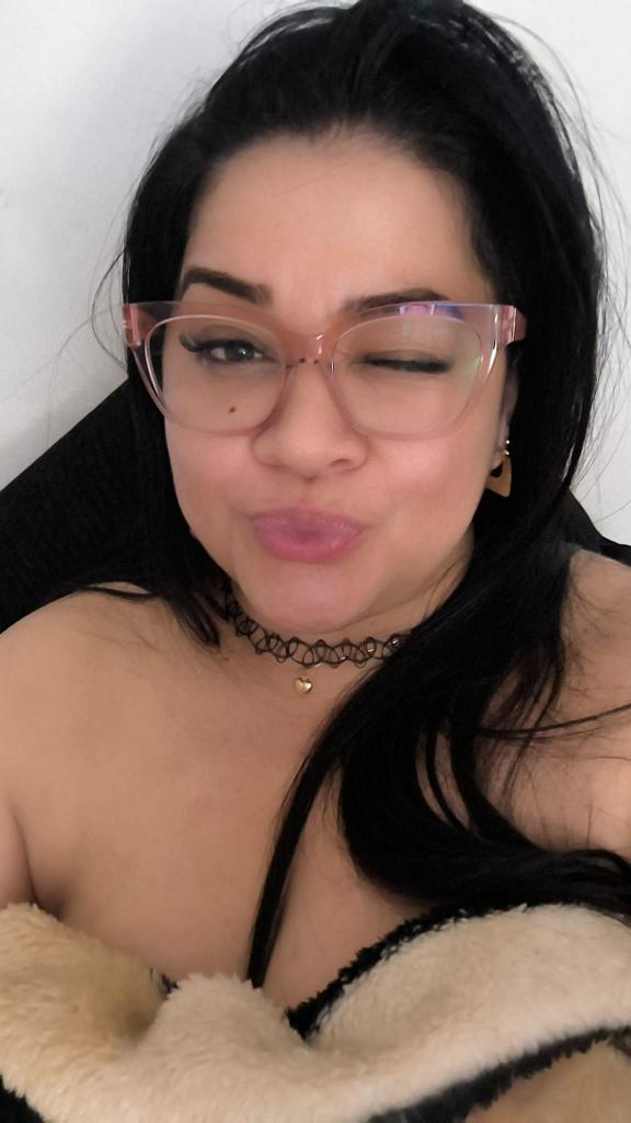 641855117: Chica busca chico en Granada
