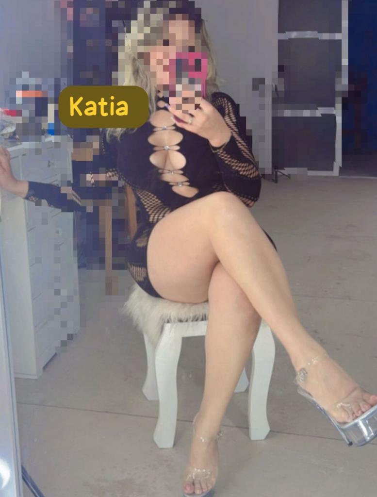 613287787: Chica busca chico en León