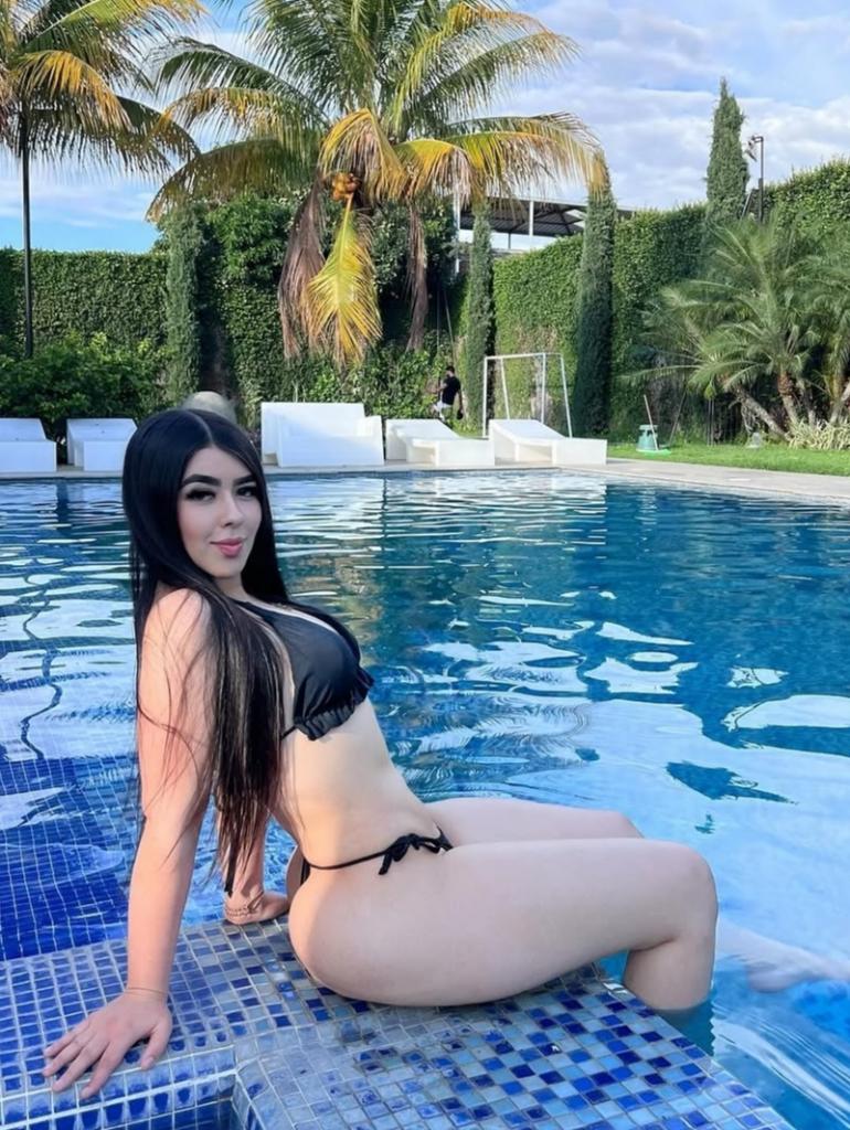 613592851: Chica busca chico en Lugo