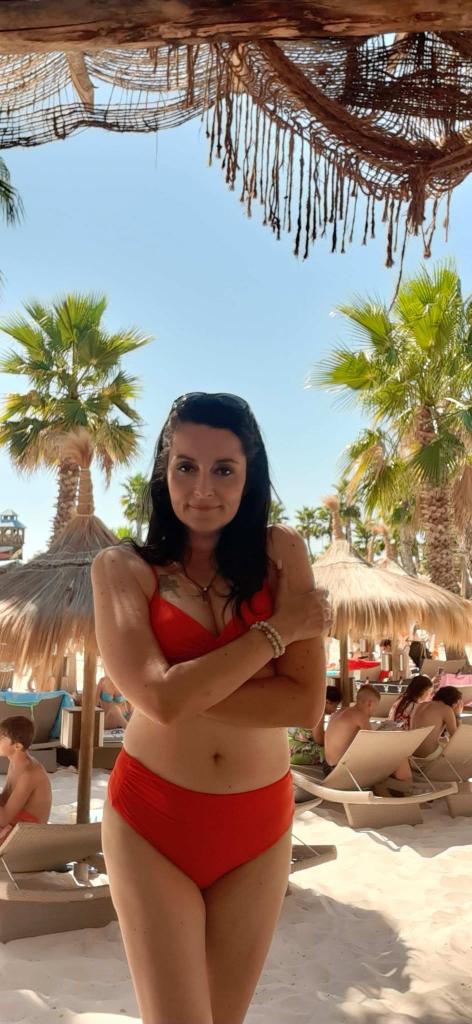 662196940: Chica busca chico en Valencia