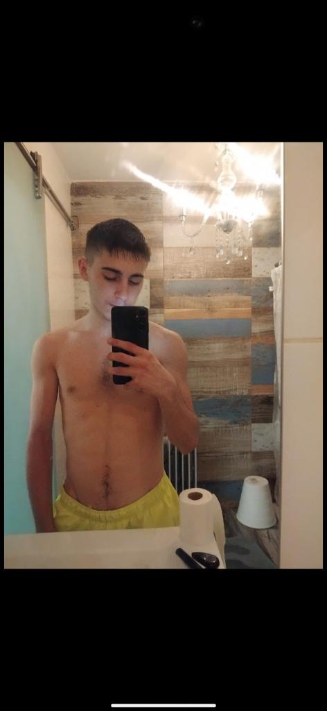 Chico busca chica en Valencia: 