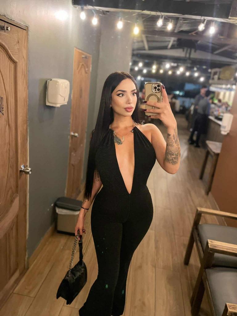 743067887: Travesti en Burgos