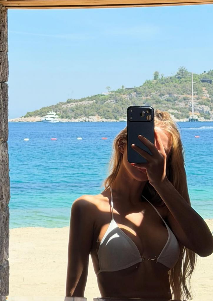 Chica busca chico en Cádiz: 