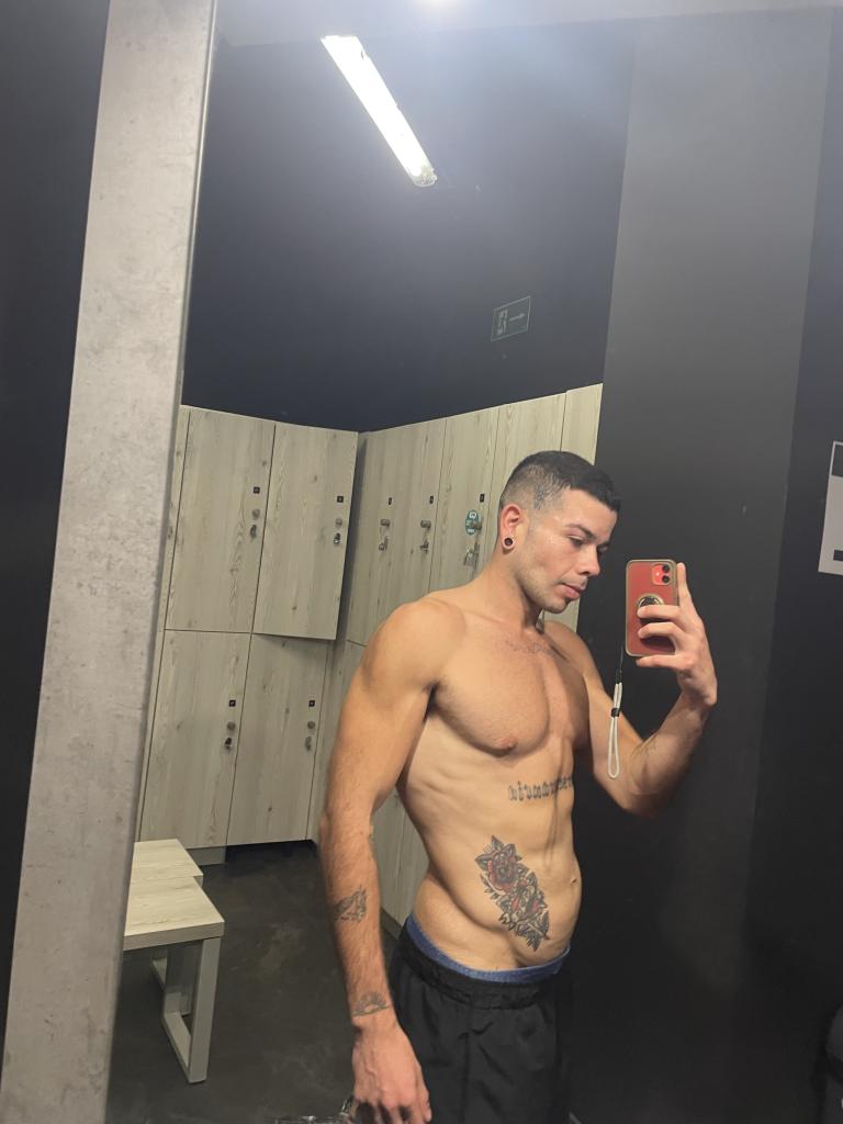 602384835: Chico busca chica en Valencia