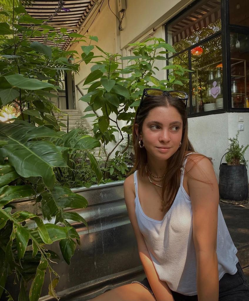 613336331: Chica busca chico en Madrid
