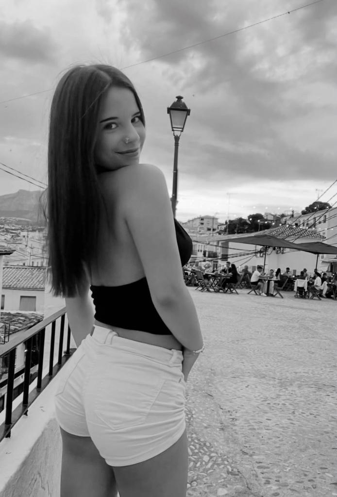 Chica busca chico en Madrid: Chica busca chico