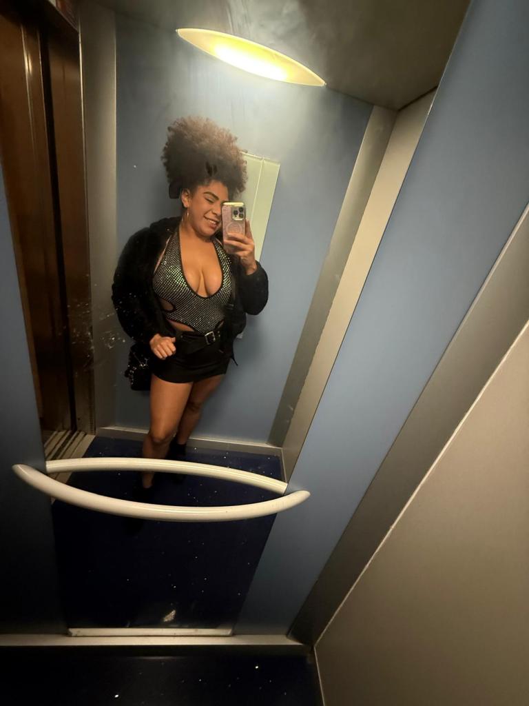 Chica busca chico en La Coruña: 