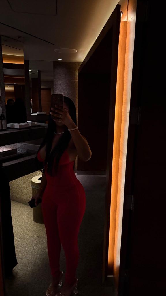 634113937: Chica busca chico en Mallorca