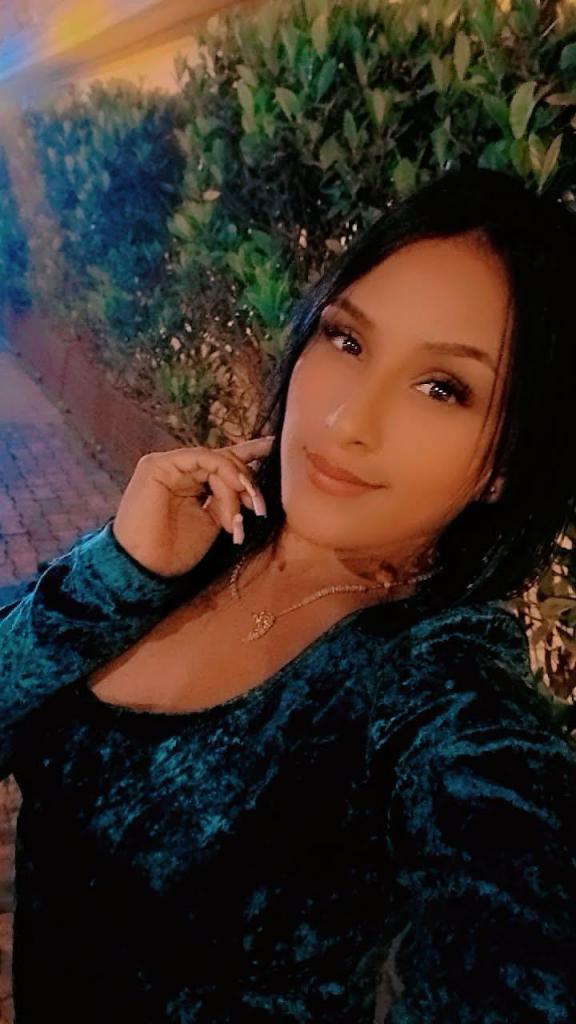 611219668: Chica busca chico en Valencia